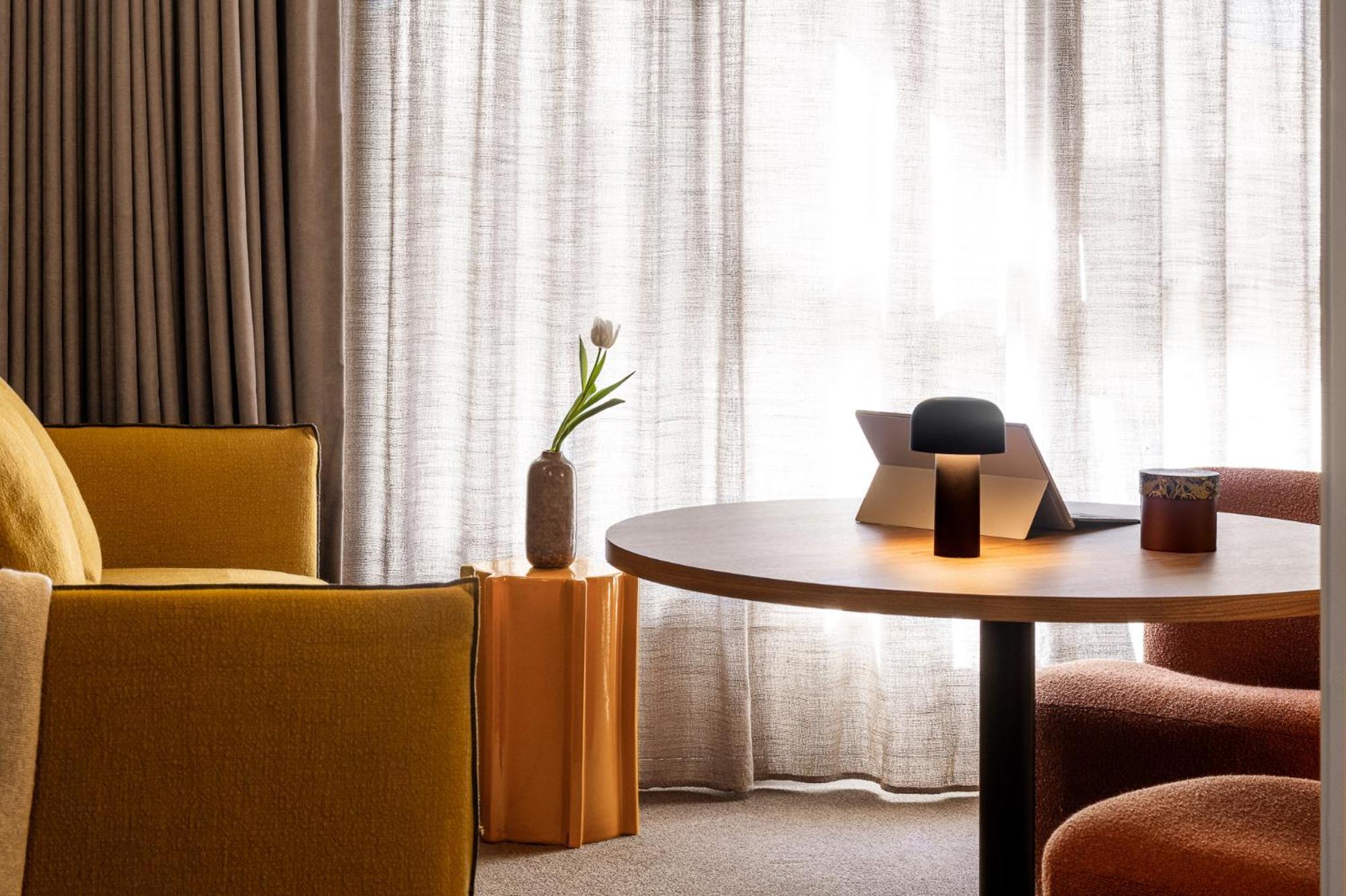 Hotel L'adresse 4*
